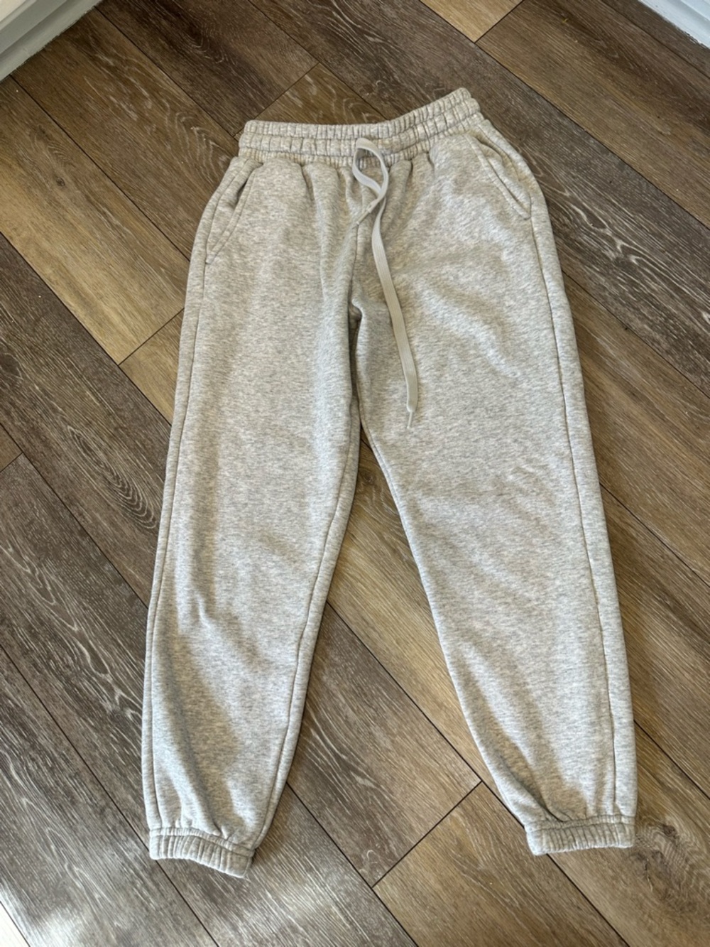 Fabletics Gray Jogger Sweatpants